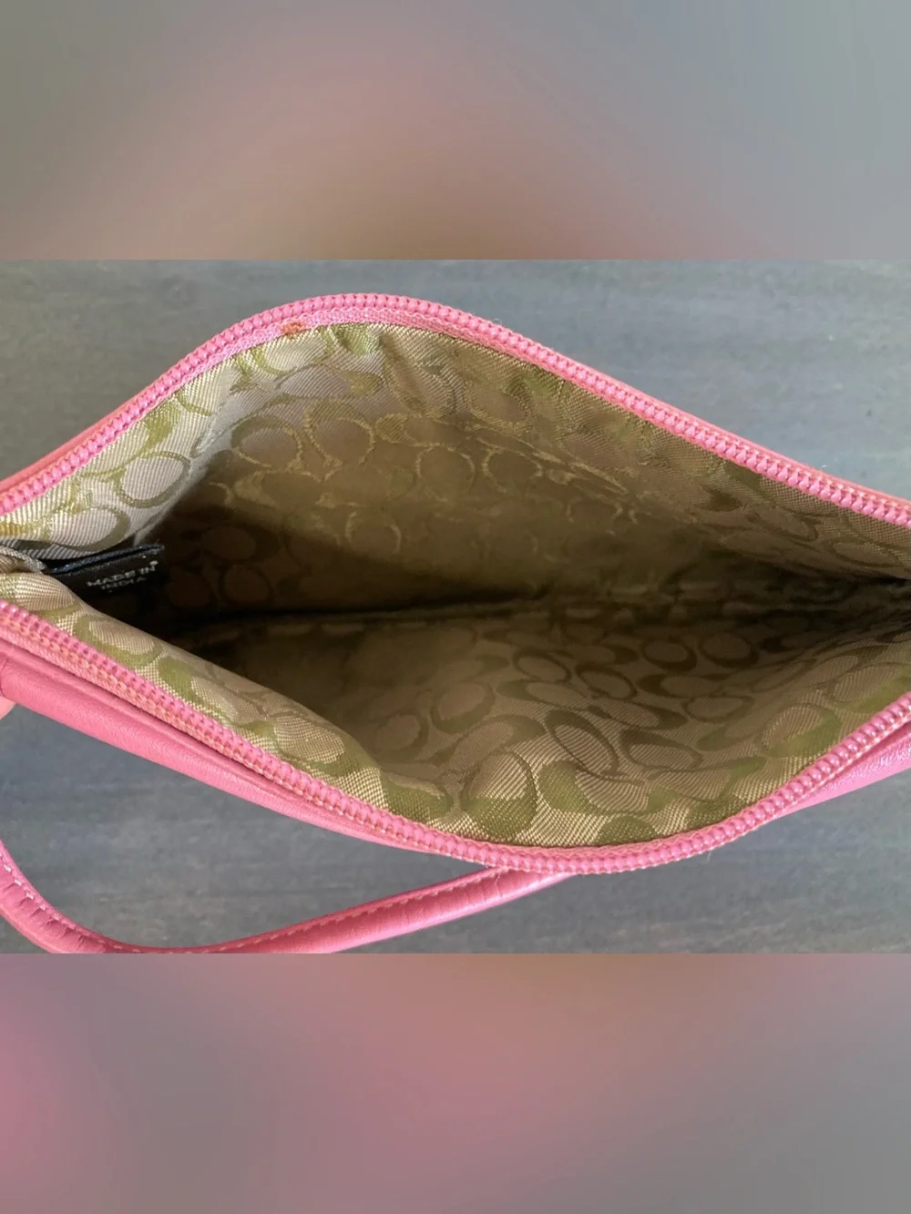 Vintage Y2K Coach Pink Soho Skinny Leather Wristlet Wallet